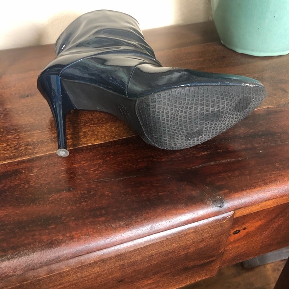 Stuart Weitzman Patent Leather Heeled Ankle Boots - Picture 6 of 7